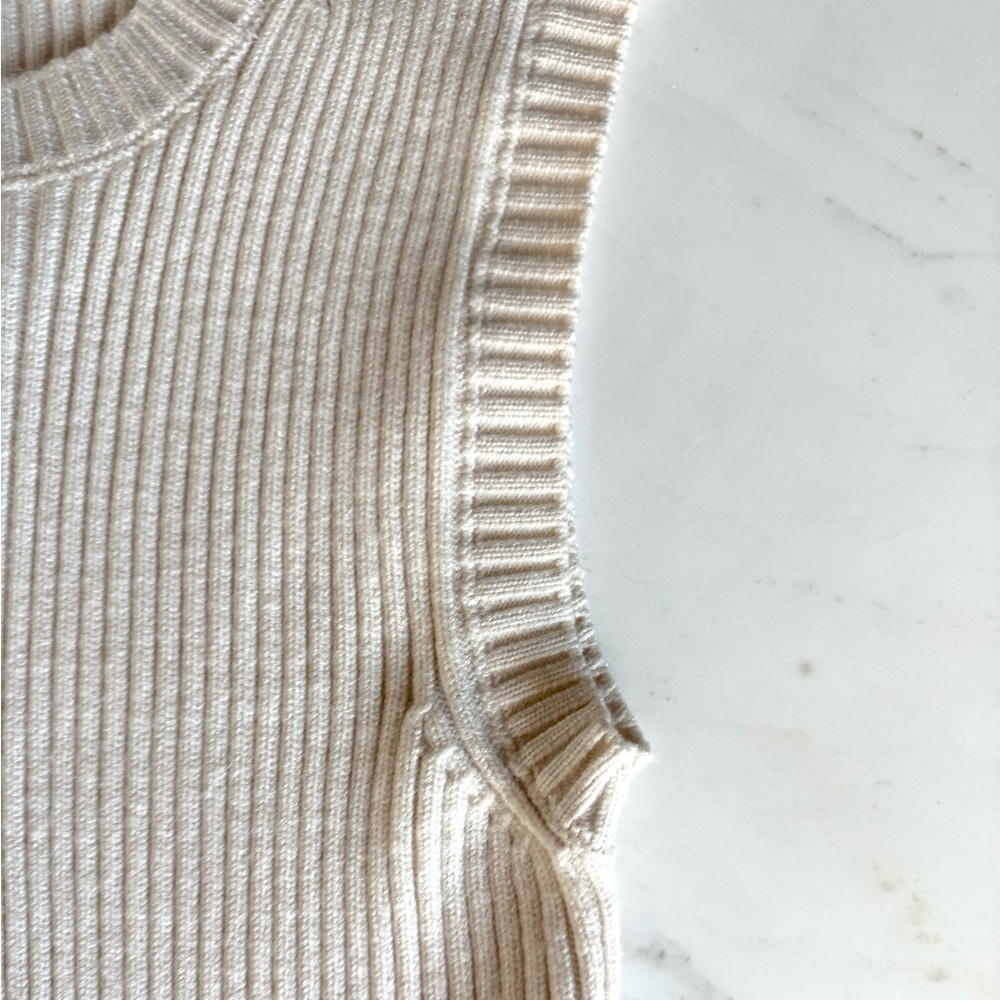Zara knit Cropped Top Crew-Neck Muscle Sweater Vest Beige Ribbed Tank Top Size M - Picture 13 of 16